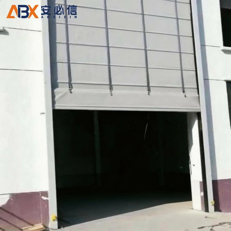 白银机库门